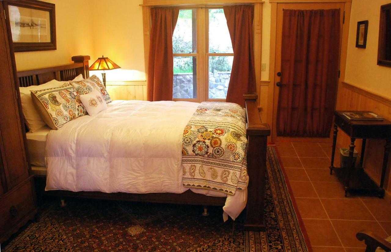 Sierra Trails Inn マリポサ エクステリア 写真